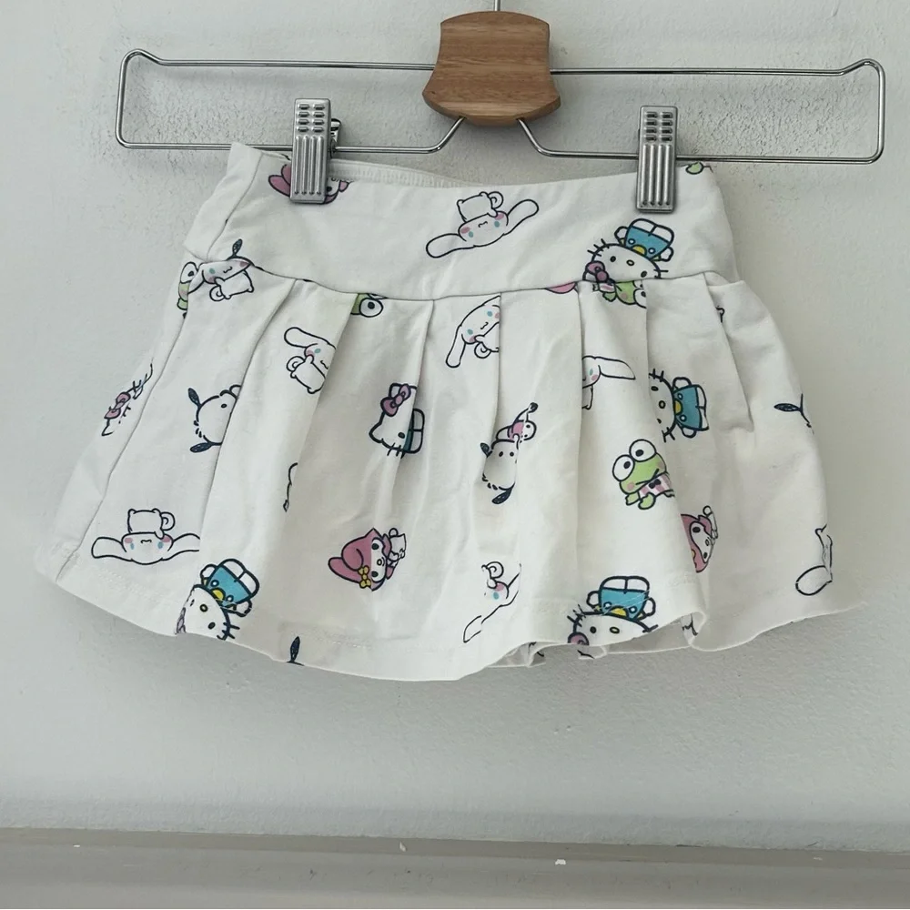 Hello Kitty Graphic Skirt Skort Girls XS 4-5